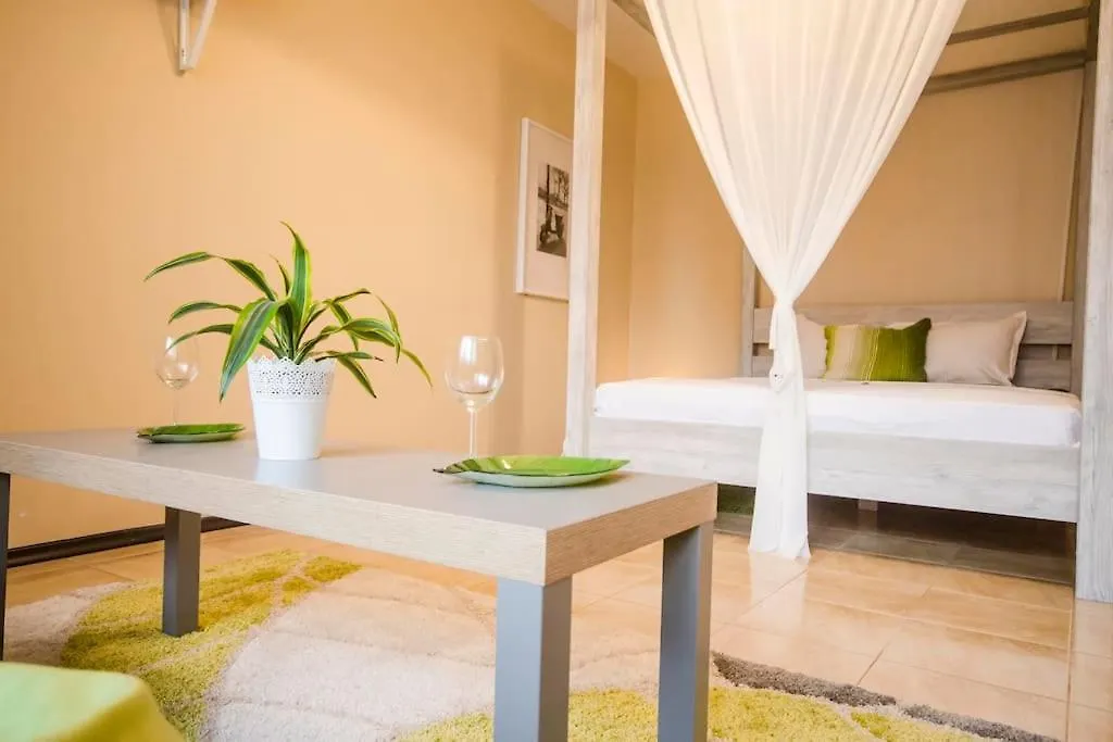 19 Cozy Central Apartment With Balcony Sofia