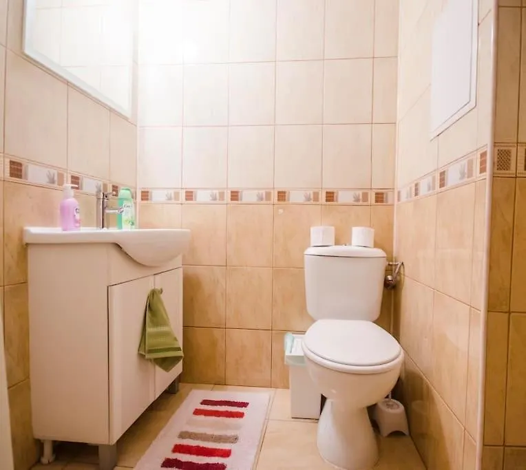 19 Cozy Central Apartment With Balcony Sofia