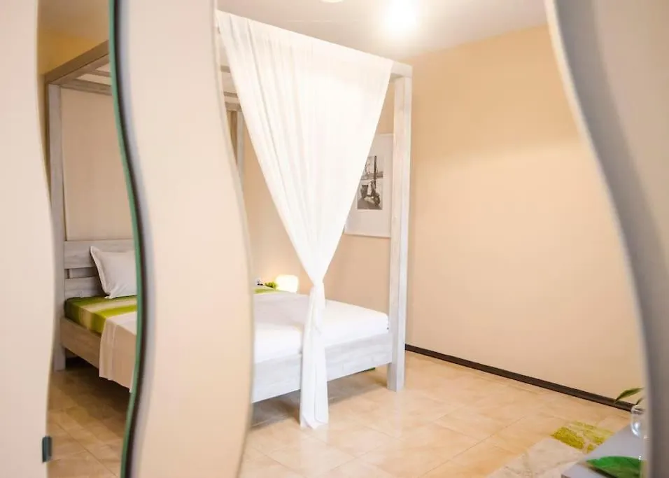 19 Cozy Central Apartment With Balcony Sofia