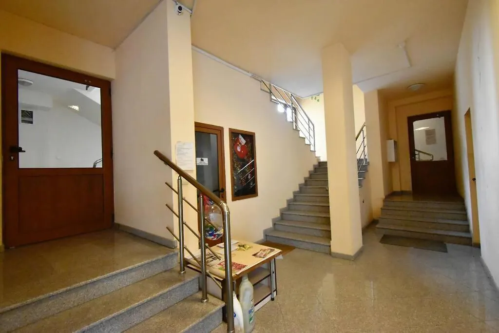 19 Cozy Central Apartment With Balcony Sofia