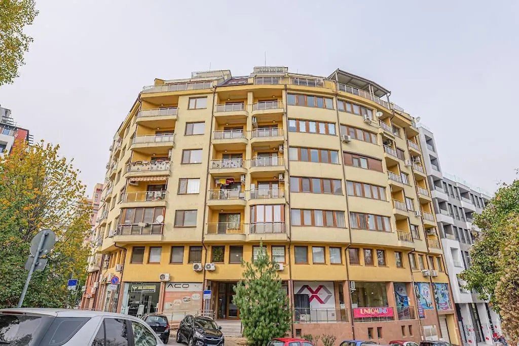 19 Cozy Central Apartment With Balcony Sofia